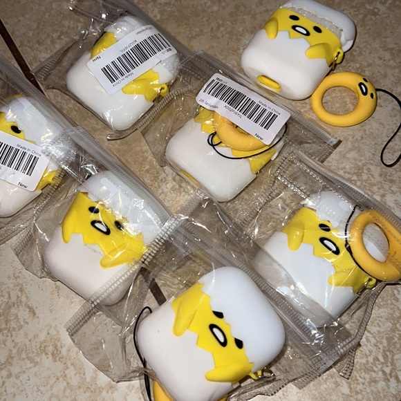 Cute fried Egg AirPod 1&2 π₯π - Picture 4 of 4